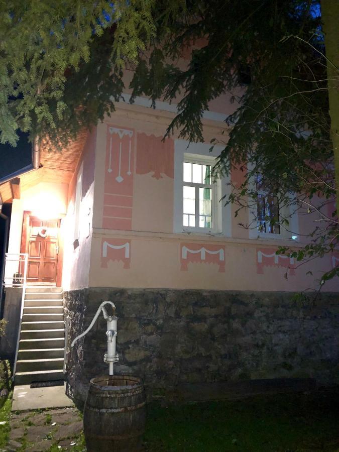 Chalupa U Jakuba Liptovske Revuce Luaran gambar