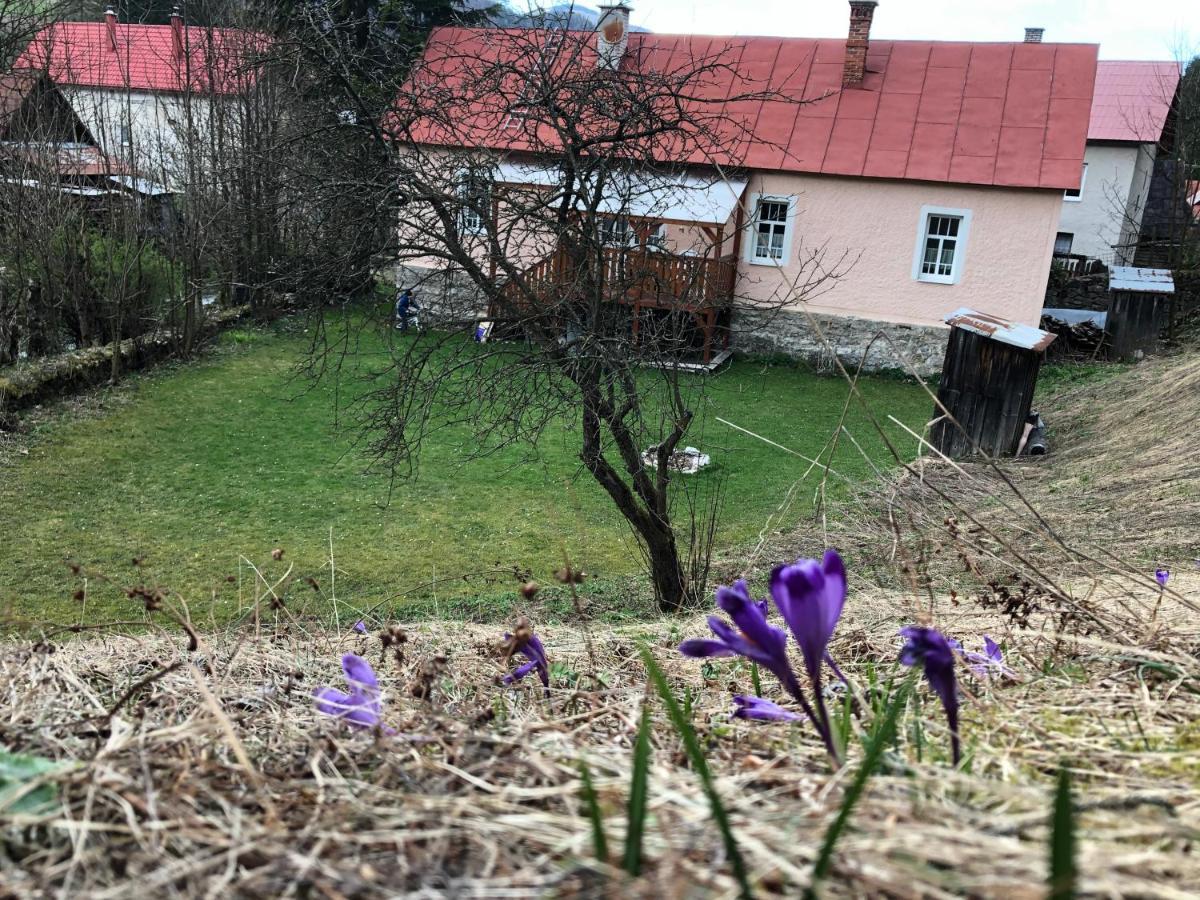 Chalupa U Jakuba Liptovske Revuce Luaran gambar
